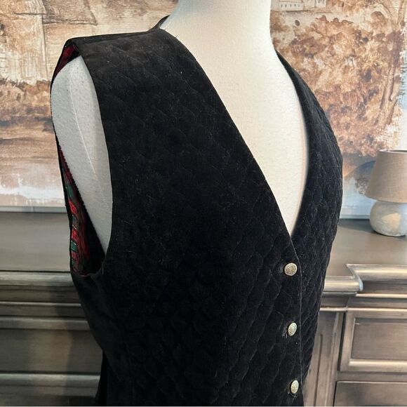 Talbots Black Velvet Quilted Vest Vintage size Large - Picture 2 of 4